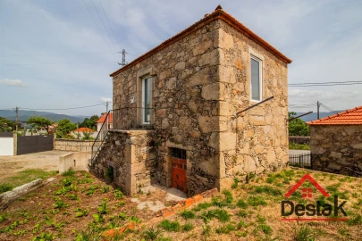 Moradia T2 para Venda em Arcozelo das Maias