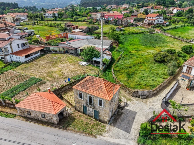 Moradia T2 para Venda em Arcozelo das Maias Foto 2