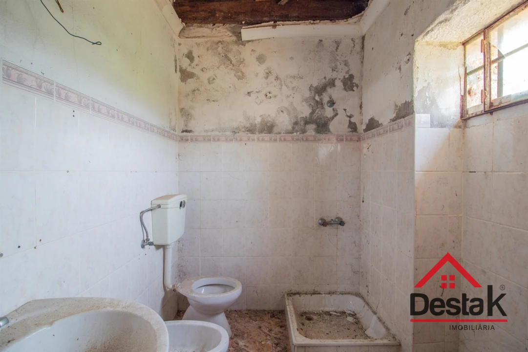 Moradia T2 para Venda em Arcozelo das Maias Foto 19