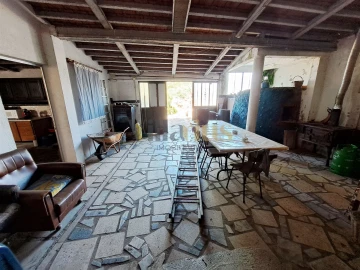 Moradia T4 para Venda em Igreja Nova do Sobral