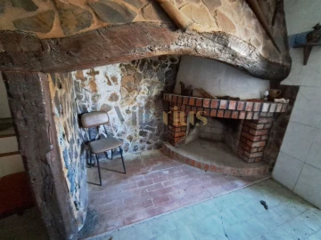 Moradia T4 para Venda em Igreja Nova do Sobral