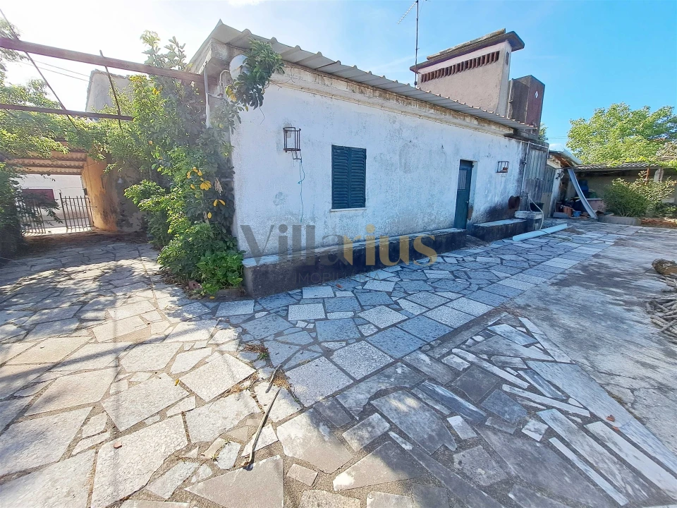 Moradia T4 para Venda em Igreja Nova do Sobral Foto 1