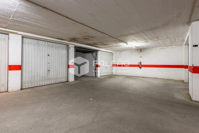 Garagem para Venda em Marvila, Ribeira Santarém, São Salvador, São Nicolau