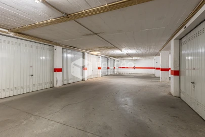 Garagem para Venda em Marvila, Ribeira Santarém, São Salvador, São Nicolau