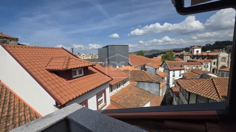 Apartamento T3 para Venda em Lamego (Almacave e Sé)