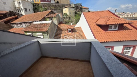 Apartamento T3 para Venda em Lamego (Almacave e Sé)