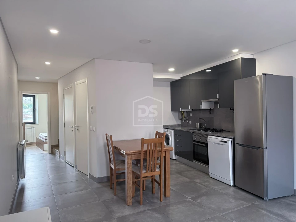 Apartamento T3 para Venda em Lamego (Almacave e Sé) Foto 1