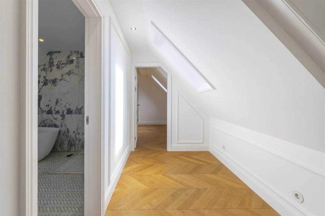 Moradia T5 para Arrendamento em Santa Maria e São Miguel, São Martinho, São Pedro Penaferrim Foto 43