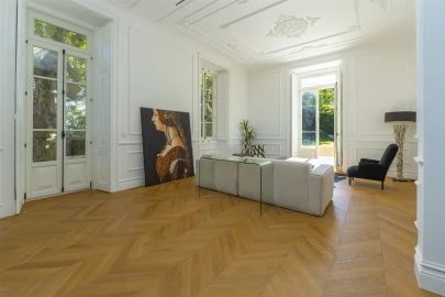 Moradia T5 para Arrendamento em Santa Maria e São Miguel, São Martinho, São Pedro Penaferrim