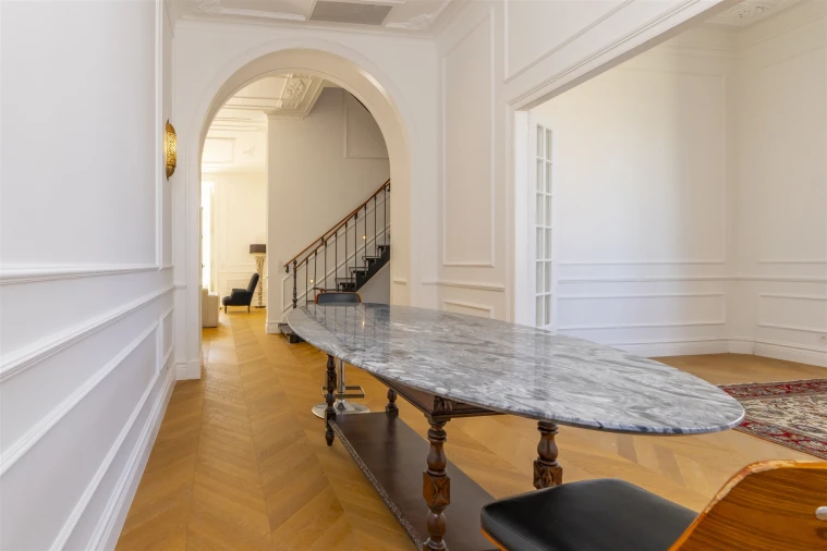 Moradia T5 para Arrendamento em Santa Maria e São Miguel, São Martinho, São Pedro Penaferrim Foto 21