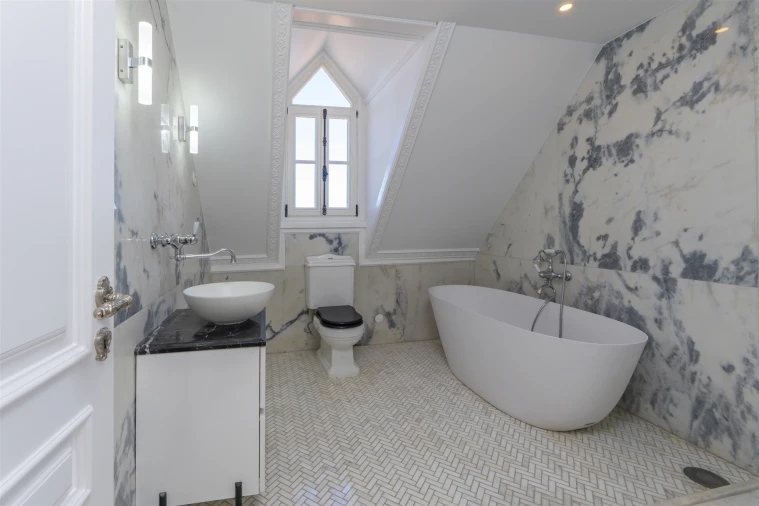 Moradia T5 para Arrendamento em Santa Maria e São Miguel, São Martinho, São Pedro Penaferrim Foto 42