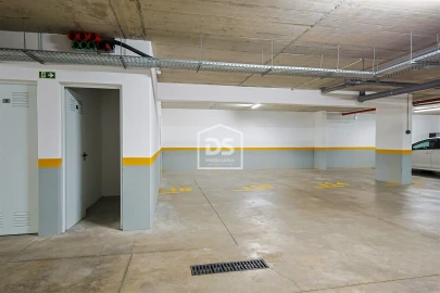 Apartamento T2 para Venda em Caniço