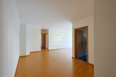 Apartamento T2 para Venda em Caniço