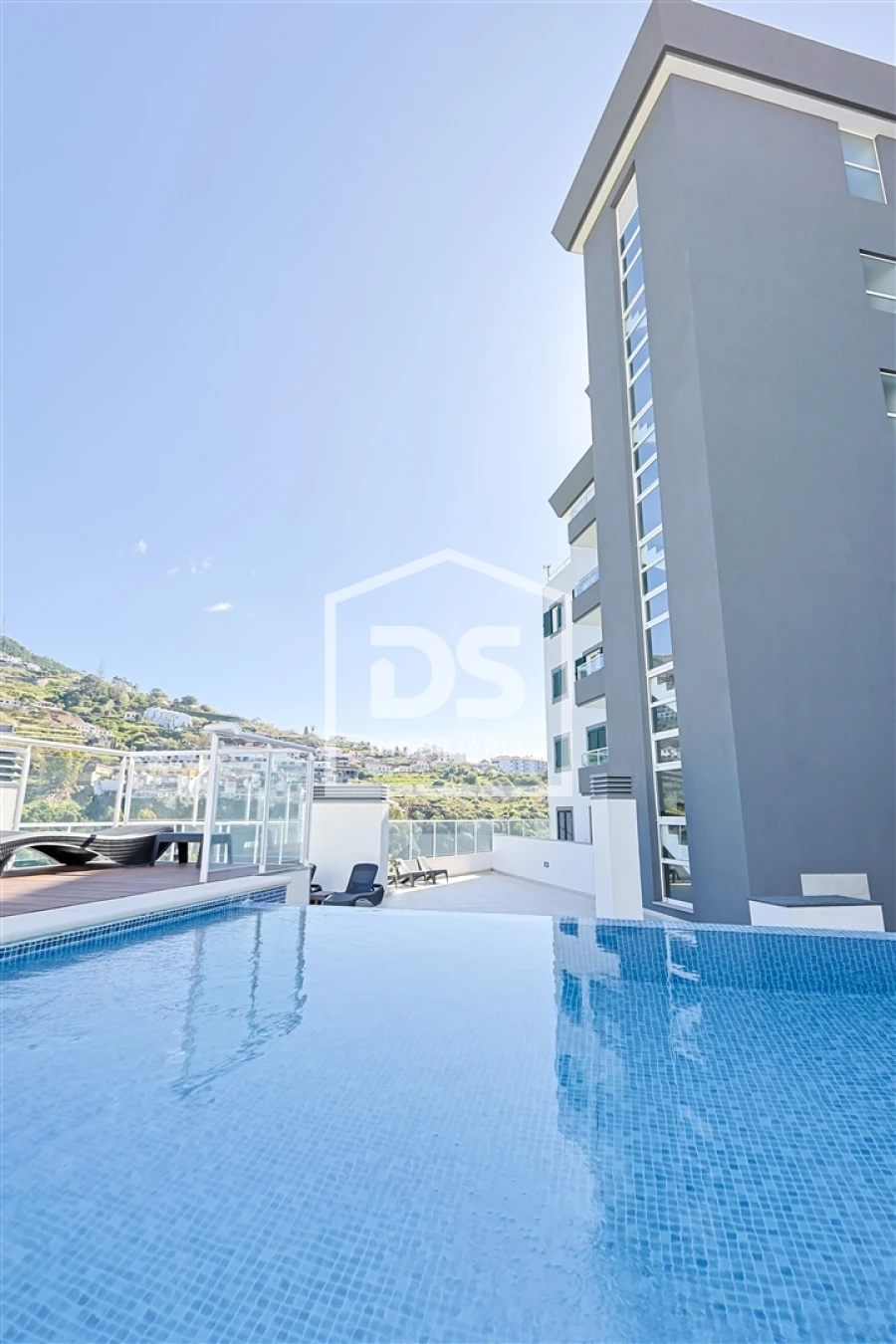 Apartamento T2 para Venda em Caniço Foto 34