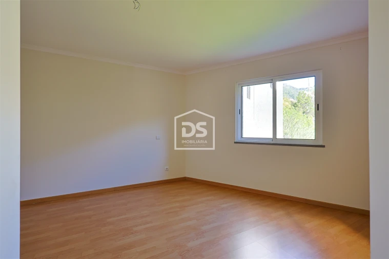 Apartamento T2 para Venda em Caniço Foto 13