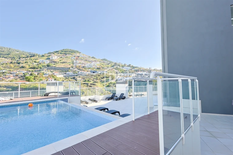 Apartamento T2 para Venda em Caniço Foto 35