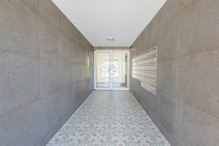 Apartamento T2 para Venda em Caniço Foto 41