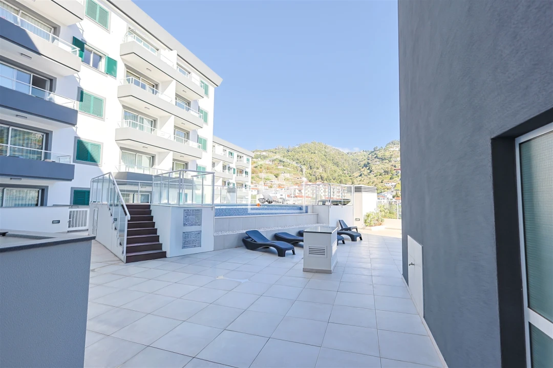 Apartamento T2 para Venda em Caniço Foto 30