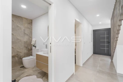 Moradia T3 para Venda em Alpendorada, Várzea e Torrão