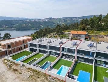 Moradia T3 para Venda em Alpendorada, Várzea e Torrão