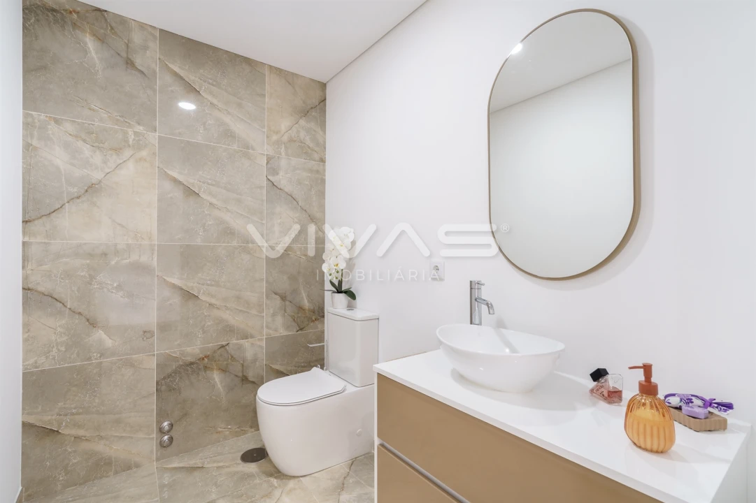 Moradia T3 para Venda em Alpendorada, Várzea e Torrão Foto 18