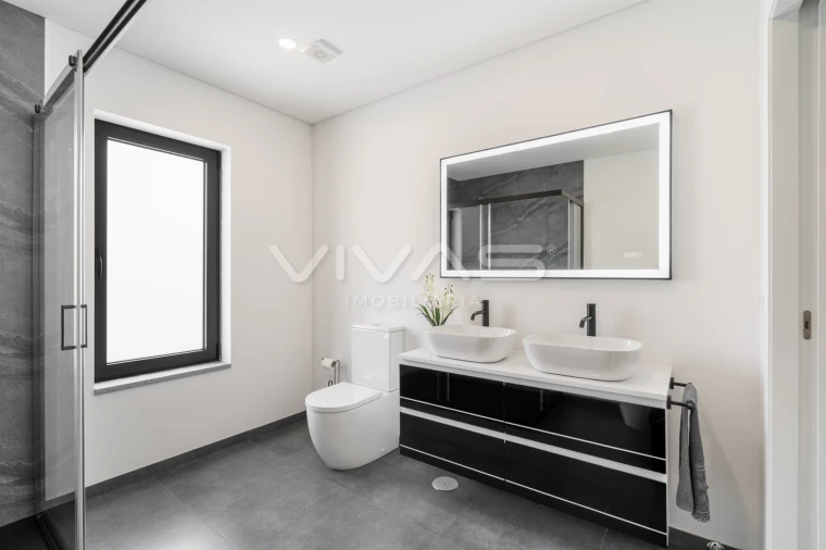 Moradia T3 para Venda em Alpendorada, Várzea e Torrão Foto 34