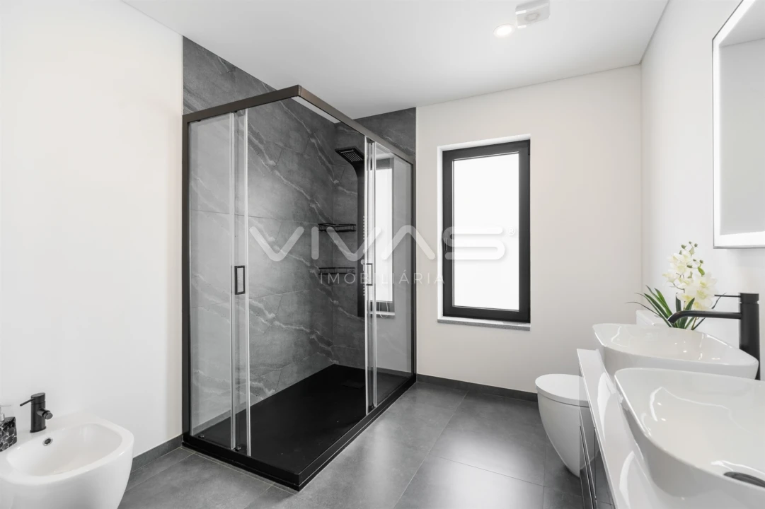 Moradia T3 para Venda em Alpendorada, Várzea e Torrão Foto 33