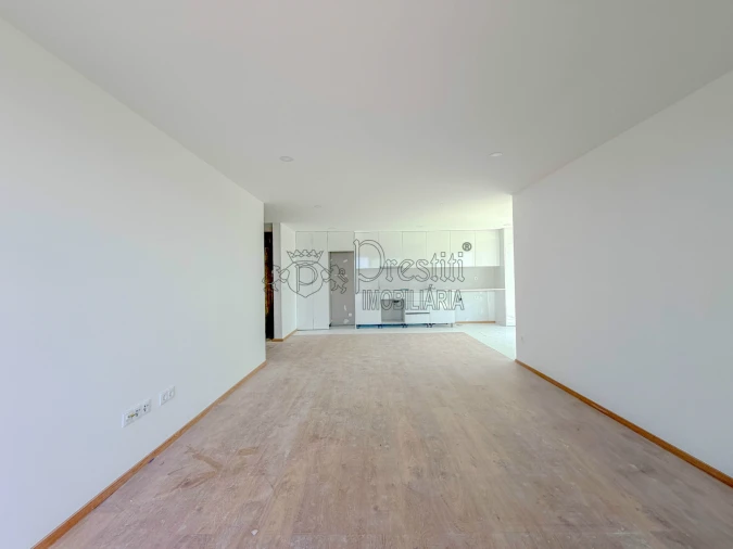 Apartamento T2 para Arrendamento em Urgezes Foto 3