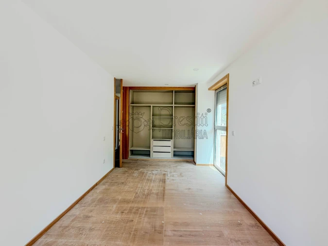 Apartamento T2 para Arrendamento em Urgezes Foto 4