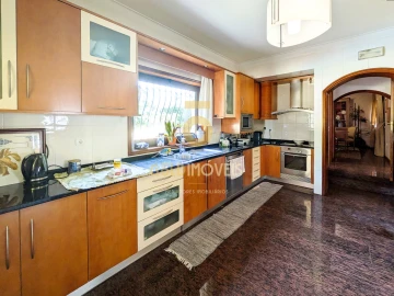 Moradia T3 para Venda em Margaride, Várzea, Lagares, Varziela, Moure