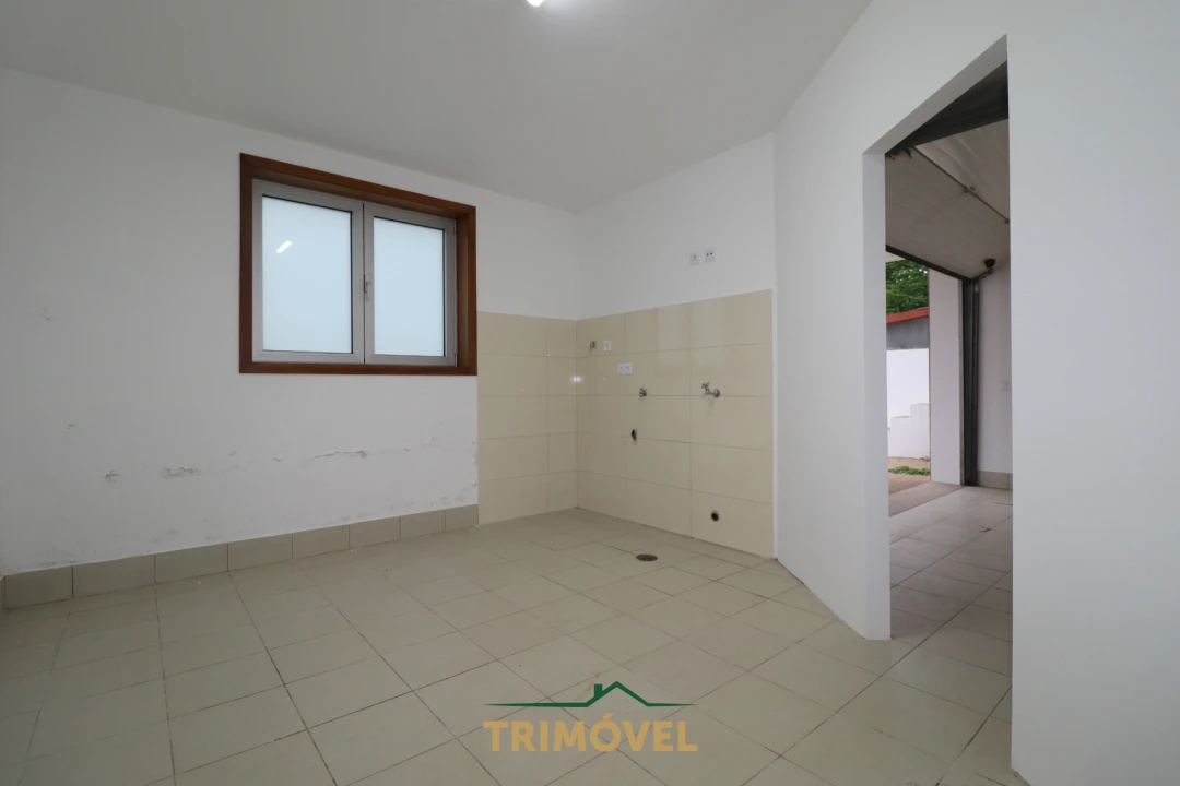 Moradia T3 para Venda em São Roque Foto 25