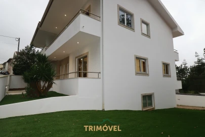 Moradia T3 para Venda em São Roque