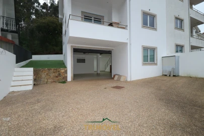 Moradia T3 para Venda em São Roque