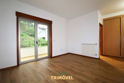 Moradia T3 para Venda em São Roque