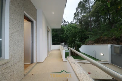 Moradia T3 para Venda em São Roque