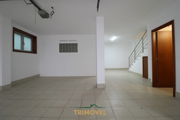 Moradia T3 para Venda em São Roque Foto 29