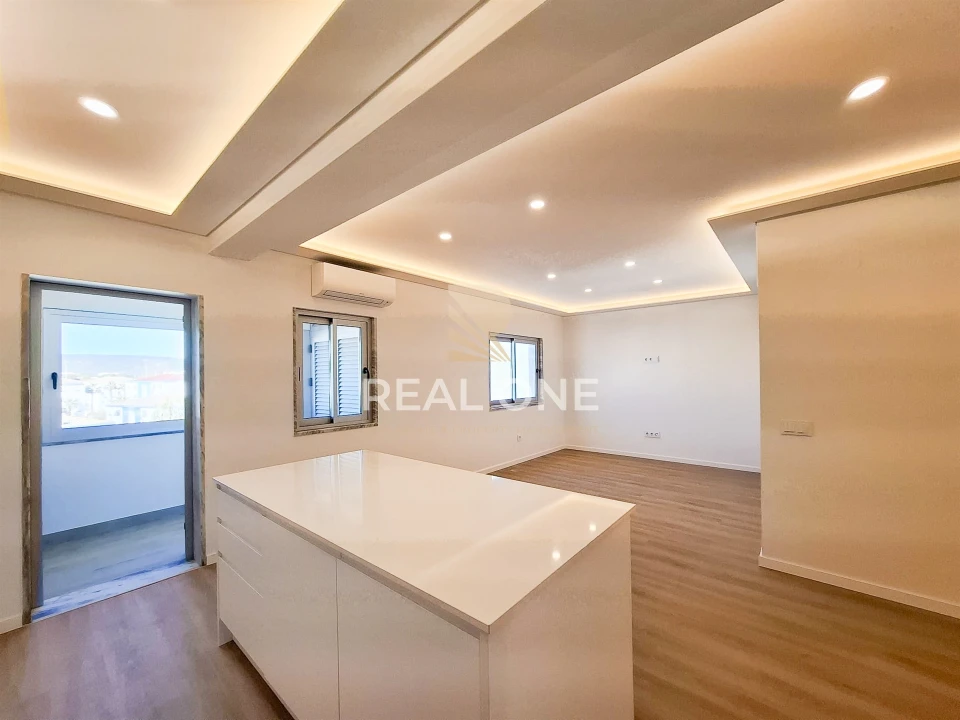 Apartamento T3 para Venda em Loule (São Clemente) Foto 1