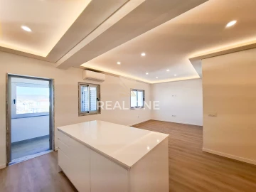 Apartamento T3 para Venda em Loule (São Clemente)
