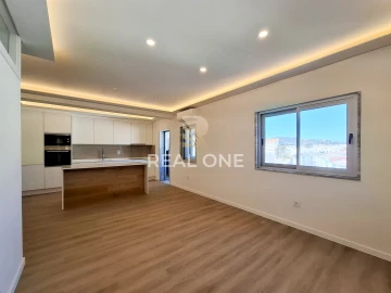 Apartamento T3 para Venda em Loule (São Clemente)
