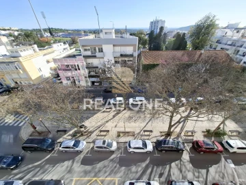 Apartamento T3 para Venda em Loule (São Clemente)