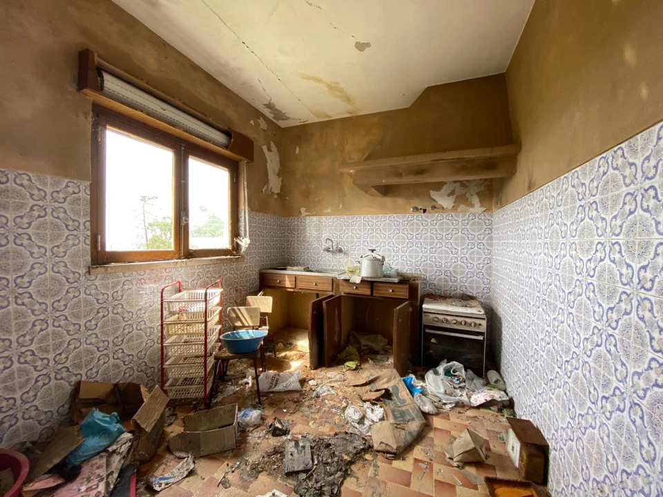 Moradia T3 para Venda em Caranguejeira Foto 3