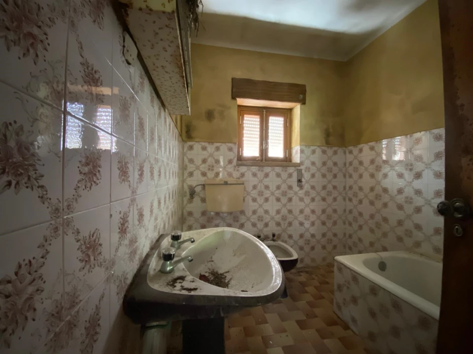 Moradia T3 para Venda em Caranguejeira Foto 5