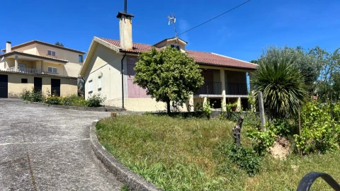 Moradia T3 para Venda em Mundão