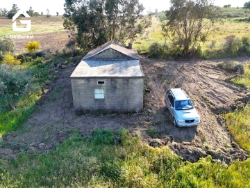 Quinta T0 para Venda em Escalos de Cima e Lousa