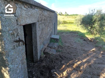 Quinta T0 para Venda em Escalos de Cima e Lousa