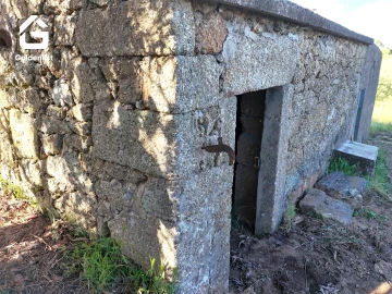 Quinta T0 para Venda em Escalos de Cima e Lousa