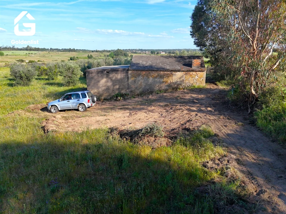 Quinta T0 para Venda em Escalos de Cima e Lousa Foto 16