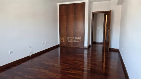 Apartamento T2 para Venda em Rio Tinto