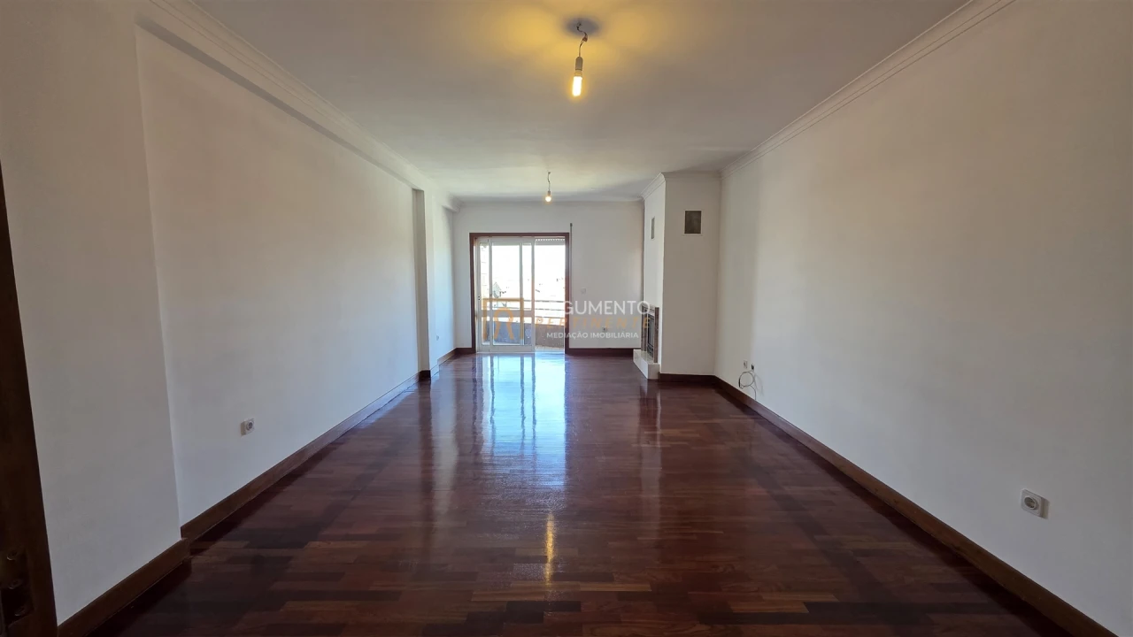Apartamento T2 para Venda em Rio Tinto Foto 25