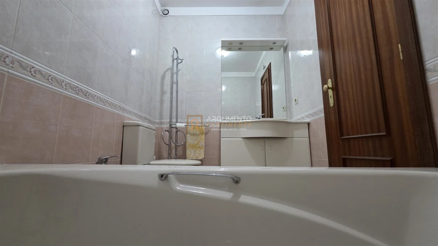 Apartamento T2 para Venda em Rio Tinto Foto 30